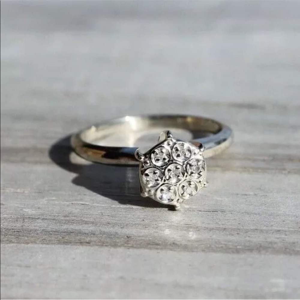 1950 Vintage 10KT White Gold Ring size 4.45 (C1)